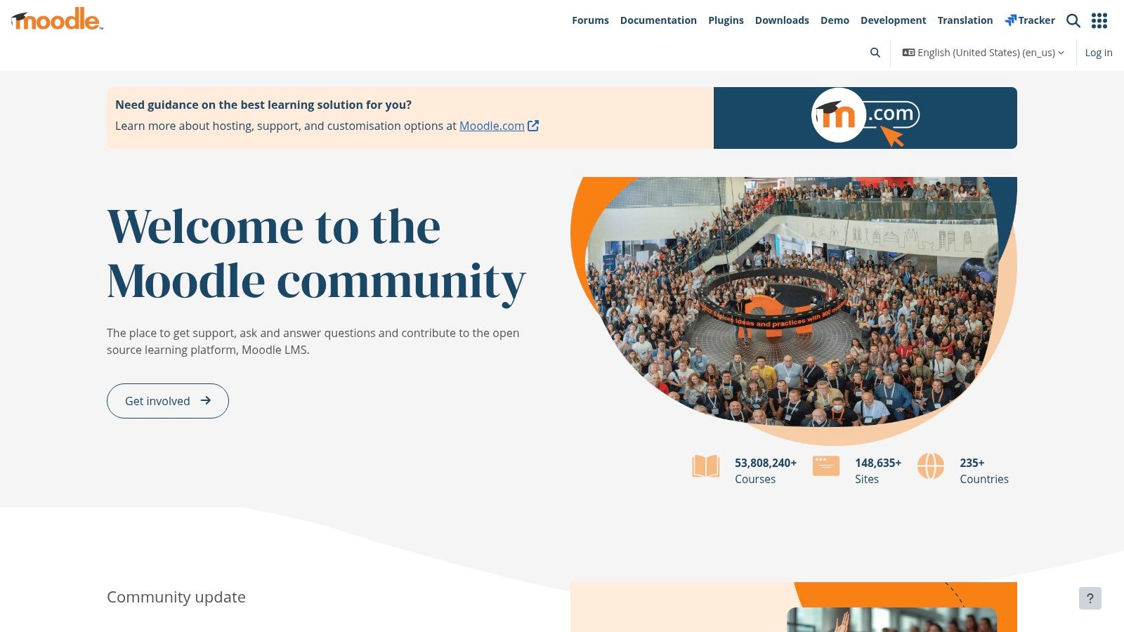 Moodle (Open-source LMS + MoodleCloud)